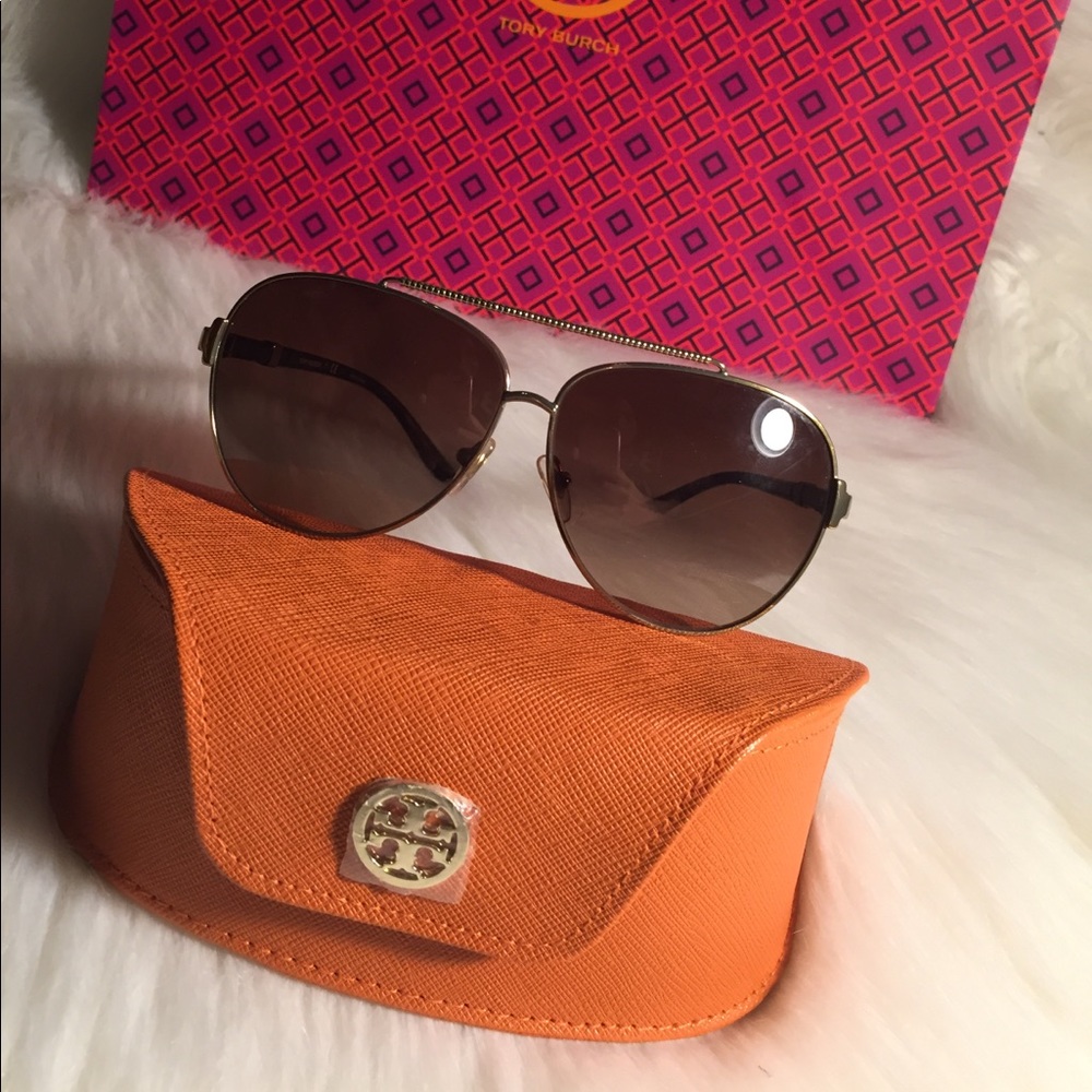 Tory Burch sunglasses aviator 6056